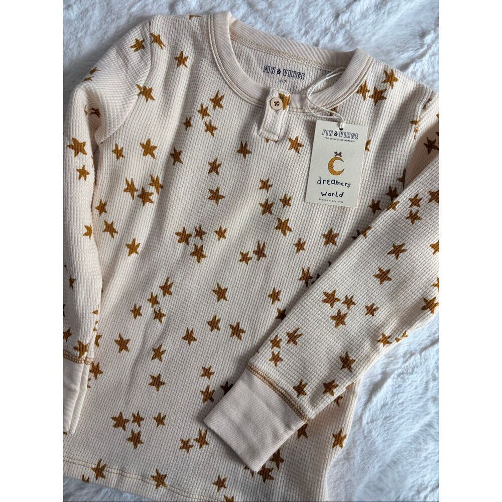 Fin & Vince Star Print Thermal Top Size 6/7 Organic Cotton Waffle - NWT
